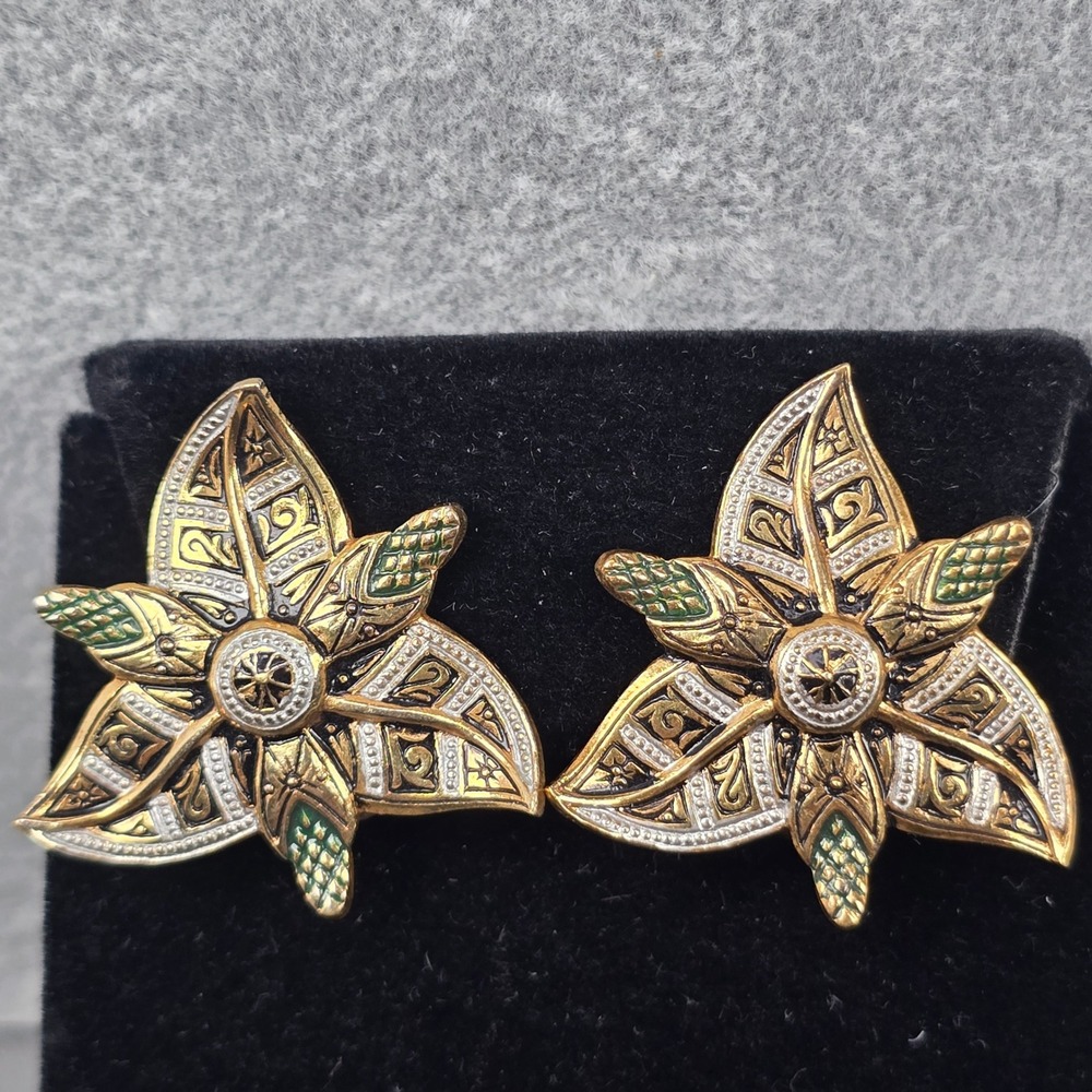 Vintage Gold/Silver Tone Damascene Star Floral Clip On Earrings Black Enamel